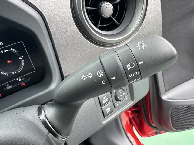GRヤリス(トヨタ)中古車 13