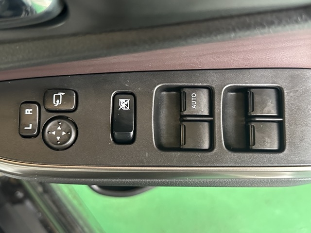 ソリオ(スズキ)中古車 14
