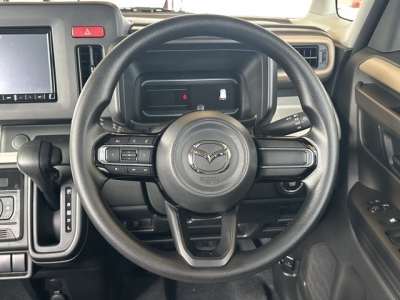 新型スペーシアのOEM(スズキ)中古車 内外装写真