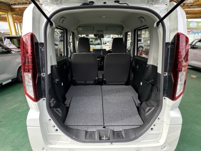 新型スペーシアのOEM(スズキ)中古車 内外装写真他１