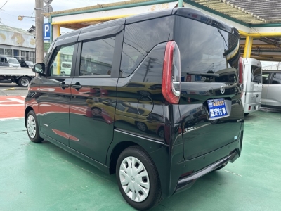 ルークス(ニッサン)届出済未使用車 後方