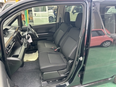 ワゴンRスティングレー(スズキ)中古車 前席内装