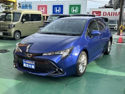 カローラスポーツ(トヨタ)中古車 前方