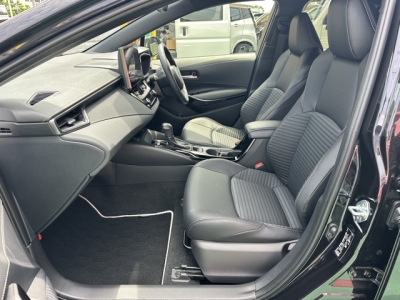 カローラセダン(トヨタ)中古車 前席内装