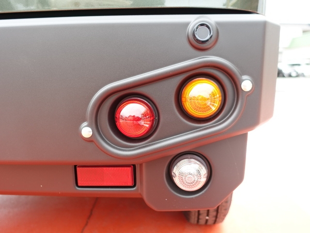 エブリイ(ダムド)新車見本展示無 10