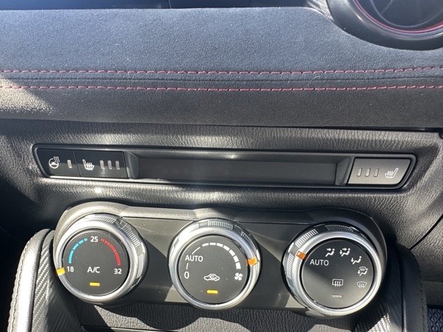 MAZDA2(マツダ)中古車 13