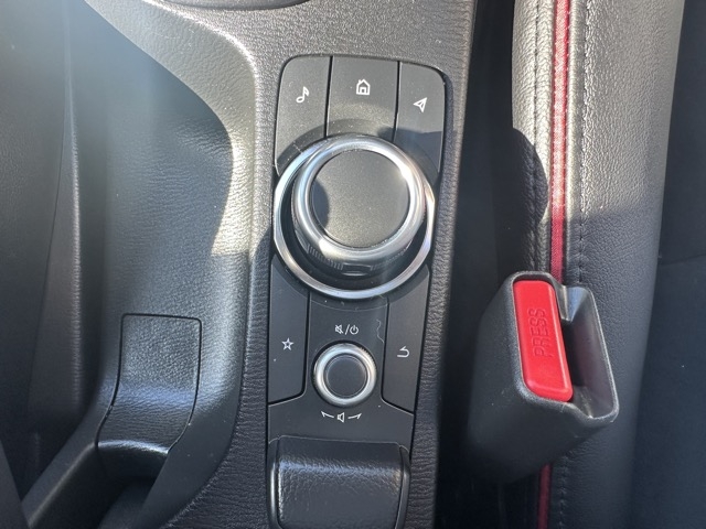 MAZDA2(マツダ)中古車 17