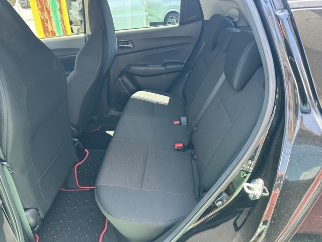 スイフト(スズキ)中古車 4