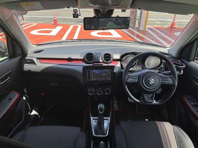 スイフト(スズキ)中古車 5