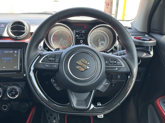 スイフト(スズキ)中古車 6