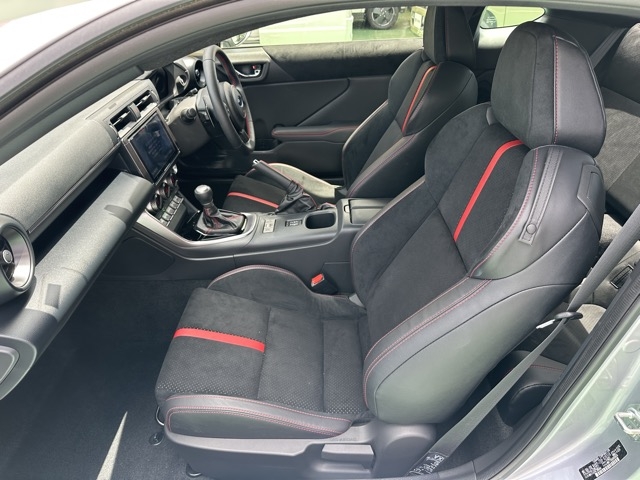 BRZ(スバル)中古車 3