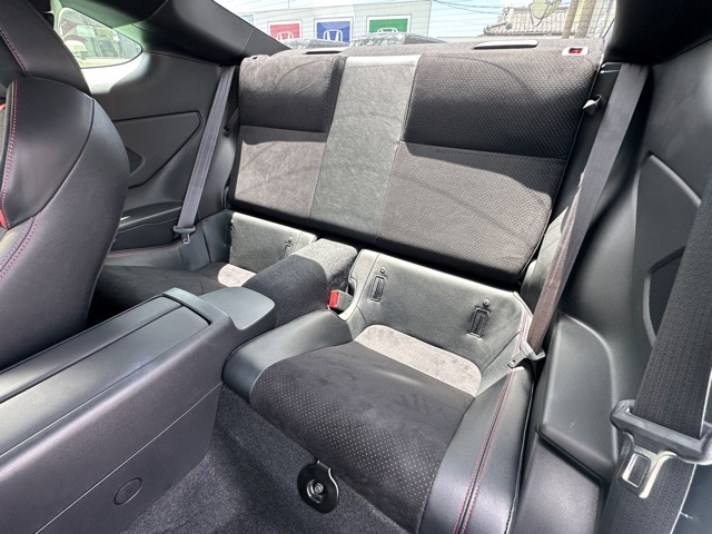 BRZ(スバル)中古車 4