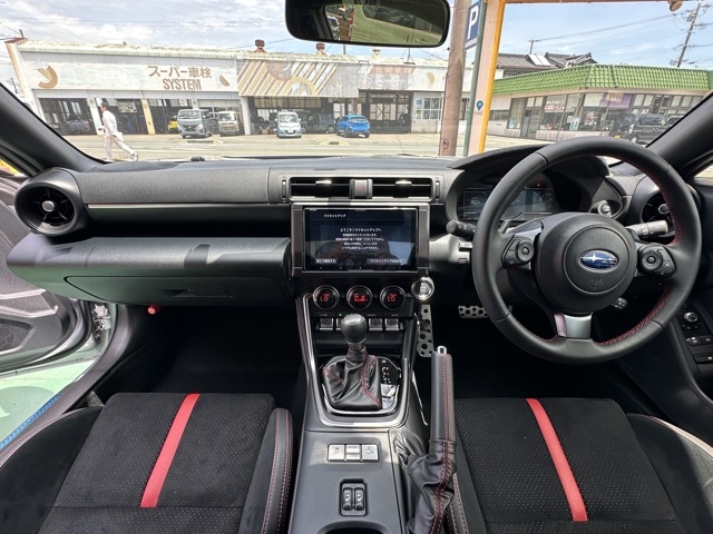 BRZ(スバル)中古車 5