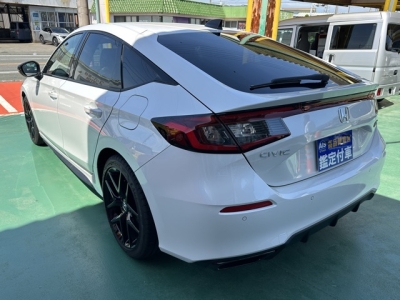 シビック(ホンダ)登録済未使用車 後方