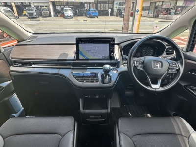 オデッセイ(ホンダ)中古車 内外装写真