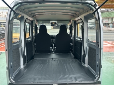 ハイゼットカーゴ(ダイハツ)中古車 内外装写真他２