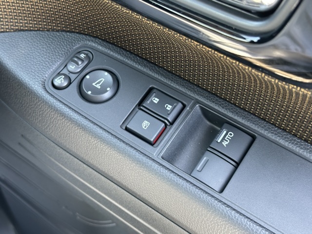 N-VAN(ホンダ)届出済未使用車 15