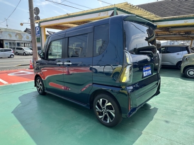 タントカスタム(ダイハツ)中古車 後方