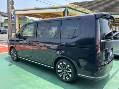 ステップワゴン(ホンダ)登録済未使用車 後方