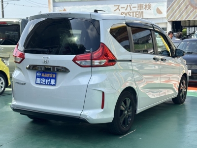 フリード+(ホンダ)中古車 内外装写真他１