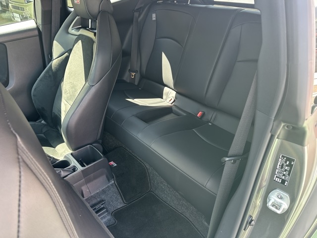GRヤリス(トヨタ)中古車 6
