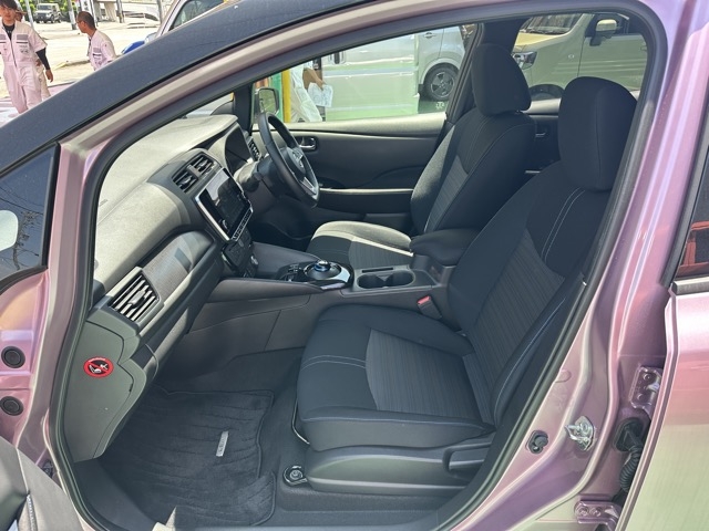 リーフ(ニッサン)中古車 3