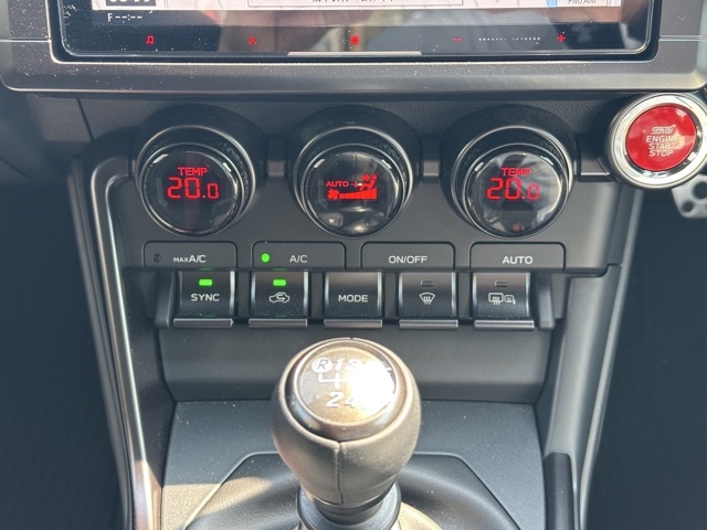 BRZ(スバル)中古車 19