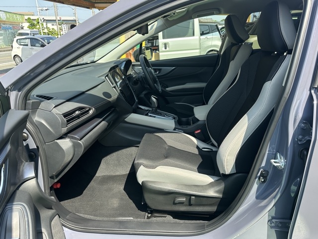 レヴォーグ(スバル)中古車 3