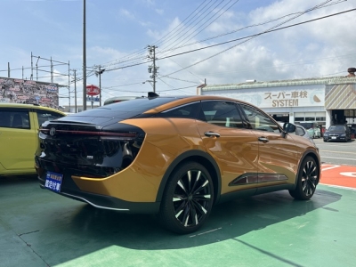 クラウンクロスオーバー(トヨタ)中古車 内外装写真他２