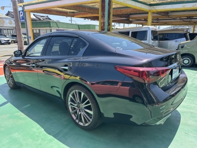 スカイライン(ニッサン)中古車 後方