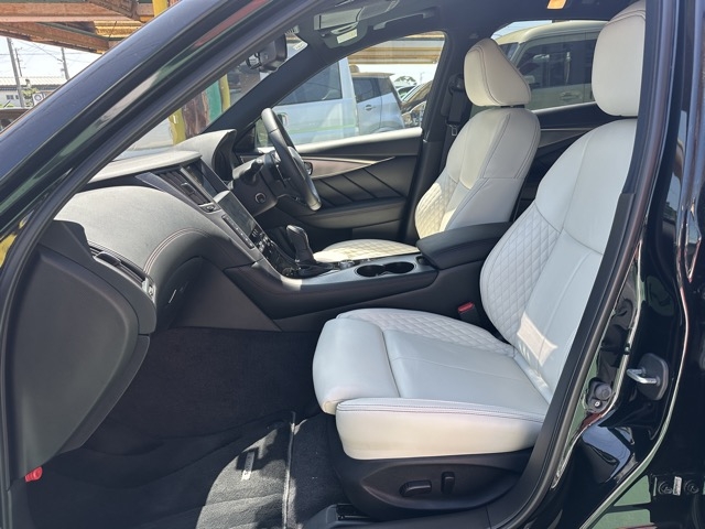 スカイライン(ニッサン)中古車 3