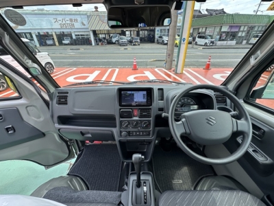 キャリートラック(スズキ)中古車 後席内装
