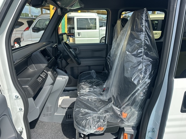 N-VAN(ホンダ)届出済未使用車 3