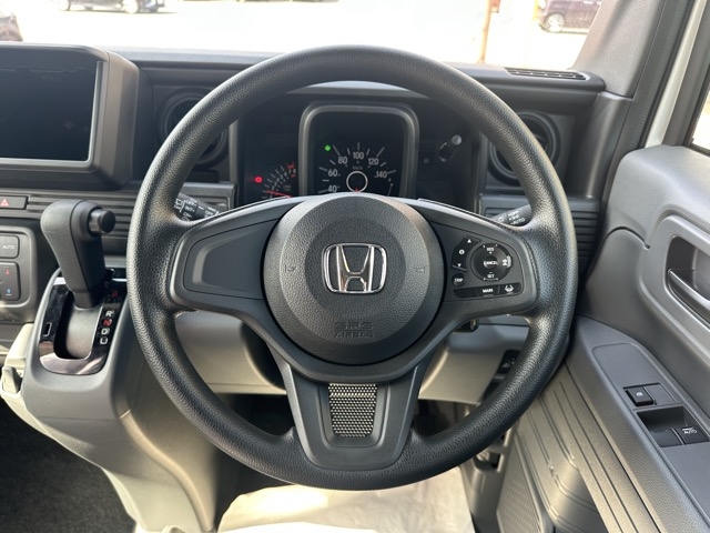 N-VAN(ホンダ)届出済未使用車 7