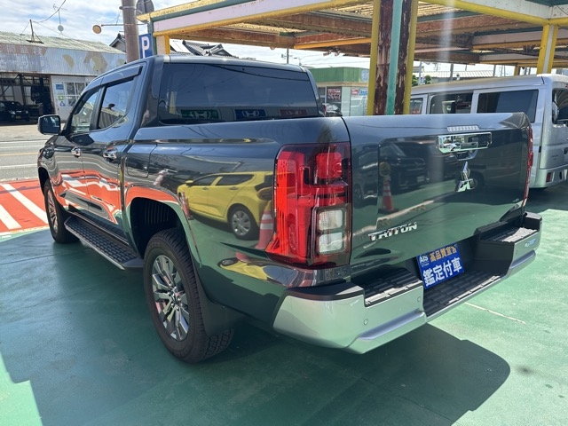 トライトン(三菱)中古車 2