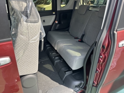 タント(ダイハツ)中古車 後席から見た前席