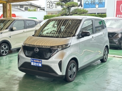 サクラ(ニッサン)中古車 前方