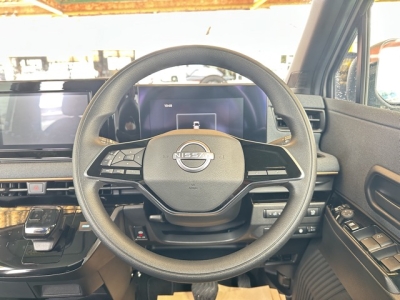 サクラ(ニッサン)中古車 内外装写真他