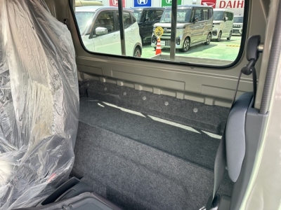 キャリートラック(スズキ)届出済未使用車 後席内装