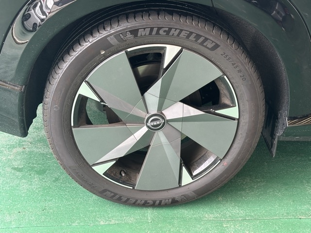アリア(ニッサン)中古車 10