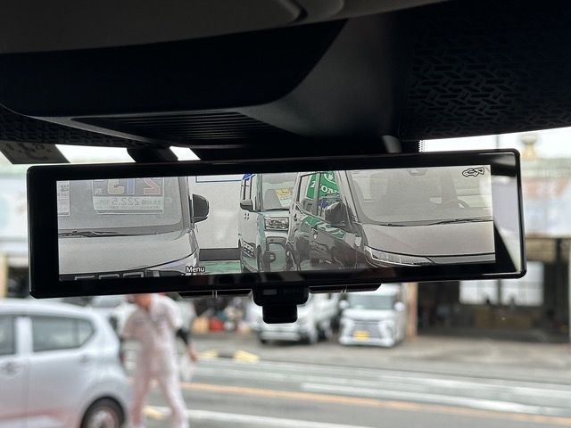 アリア(ニッサン)中古車 16