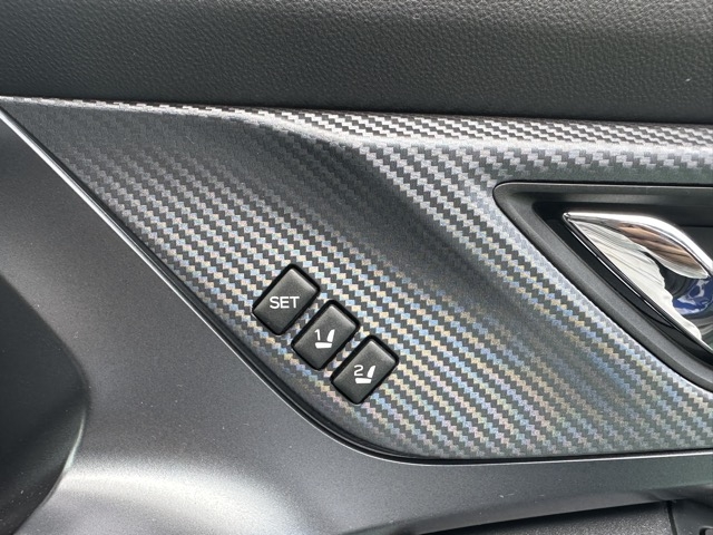 レヴォーグ(スバル)中古車 12