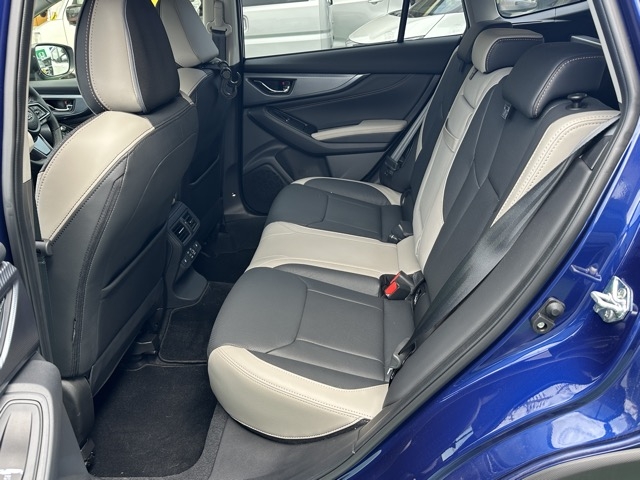 レヴォーグ(スバル)中古車 4
