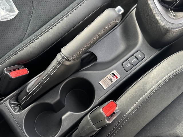 GRヤリス(トヨタ)中古車 23
