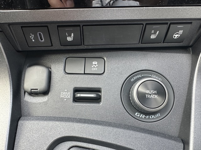 GRヤリス(トヨタ)中古車 22