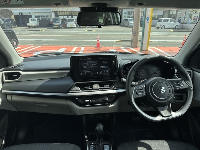 スイフト(スズキ)登録済未使用車 5
