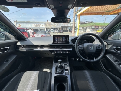 シビック(ホンダ)中古車 後席から見た前席