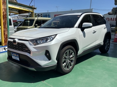 ＲＡＶ４(トヨタ)中古車 前方