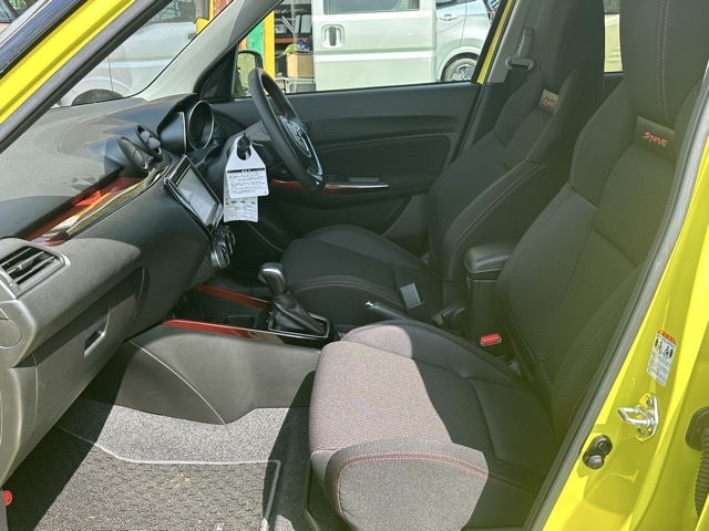 スイフト(スズキ)中古車 3