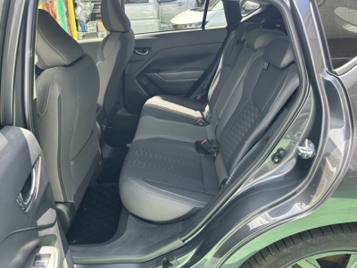 インプレッサ(スバル)中古車 後席内装